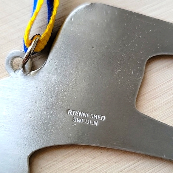 Rune Tennesmed Swedish Pewter Dala Horse Ornament Pendant - Picture 5 of 5